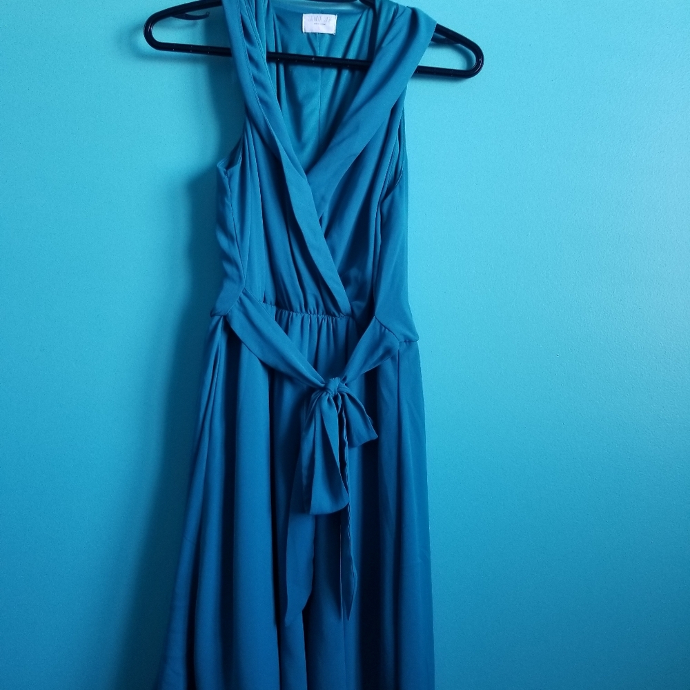 ☀️Turquoise knee length dress